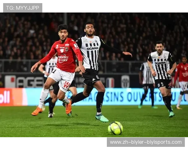 法甲本赛季最强阵容推荐：数据与表现双重衡量